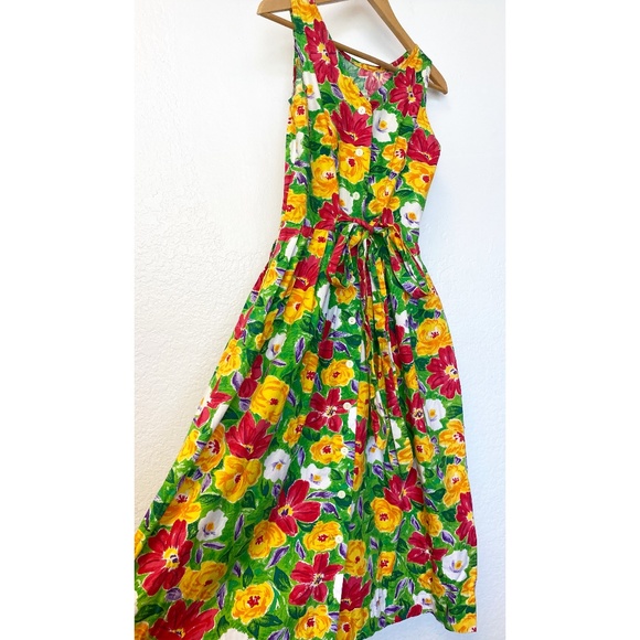 Vintage TALBOTS Floral Fit & Flare Garden Party - Picture 6 of 6